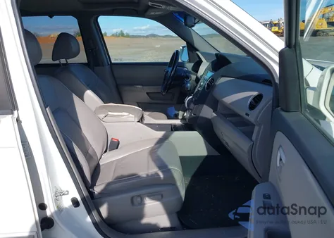 2010 Honda Pilot Touring from USA, damaged, VIN 5FNYF4H8XAB003039